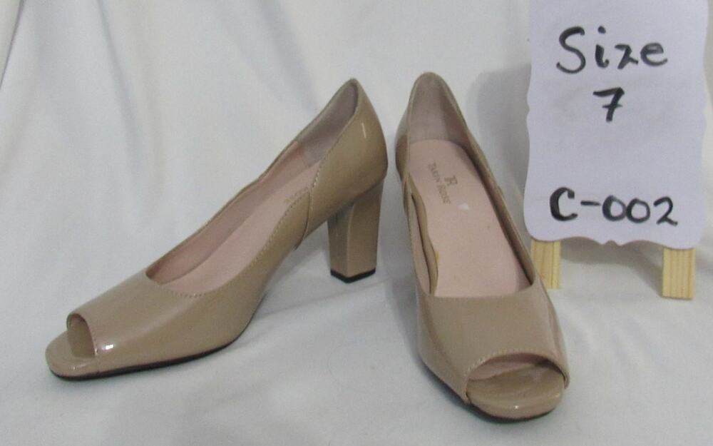 Taryn Rose size 7